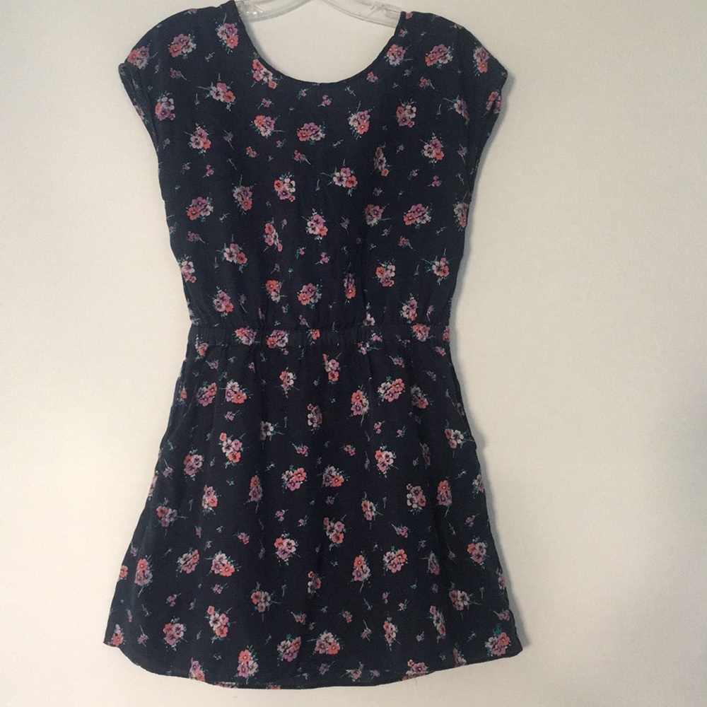 Jack Willis mini dress size w/ back bow